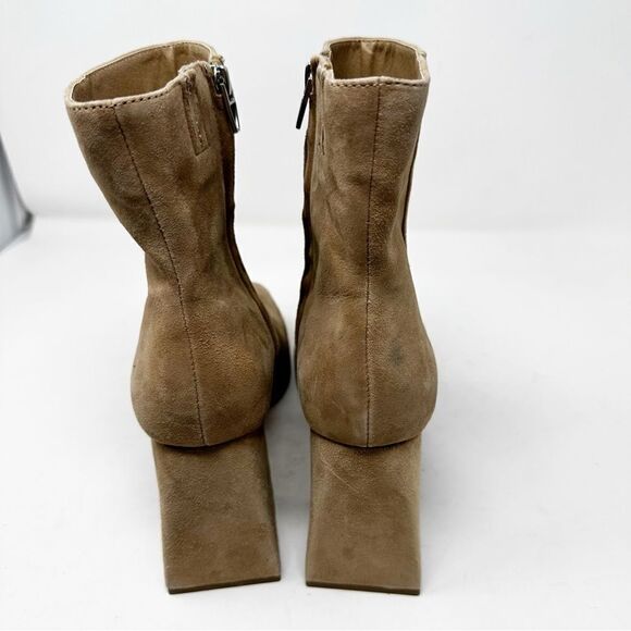 Dolce Vita Suede Heeled Platform Ulyses Bootie Mushroom - Picture 6 of 9